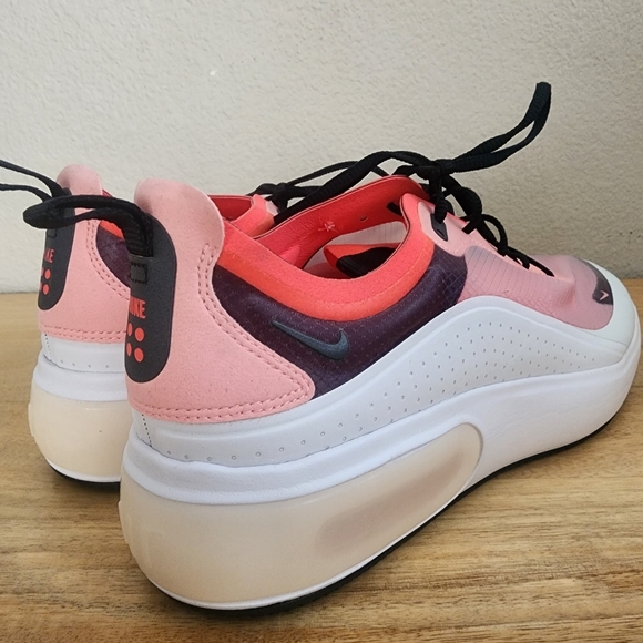 Nike Womens Air Max Dia SE Running Shoes AV4146-100 Flash Crimson Size 12 - Picture 2 of 12